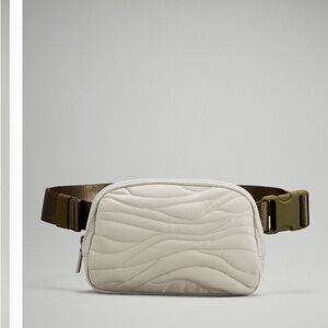 Lululemon Everywhere Belt Bag 1L-Special Edition